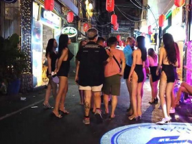 越南现在怎么样？胡志明市夜生活街景这么多美女！【365娱乐资讯网】