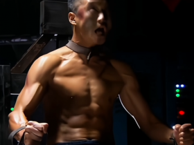 和电击吴京搭戏的特种兵王,开起了5980一周的兵王战神夏令营【365娱乐资讯网】