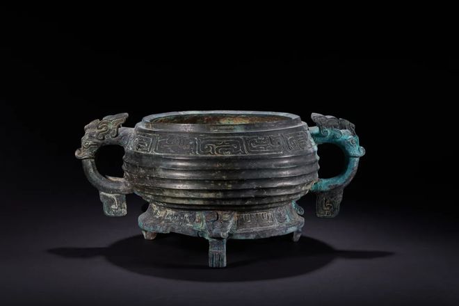 美国男清旧物不起眼铜碗！竟是中国2800年前文物失窃40年回乡了