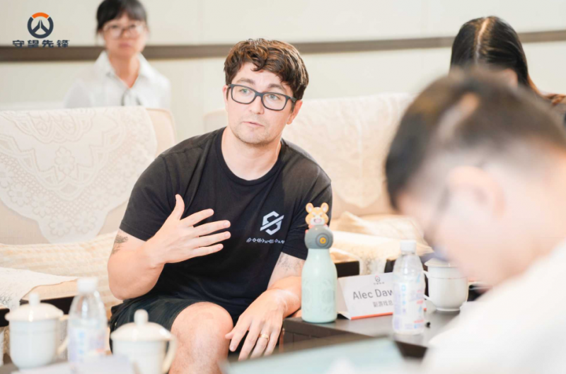《守望先锋》第十八赛季访谈：更棒的玩法，更好的《守望先锋》宇宙