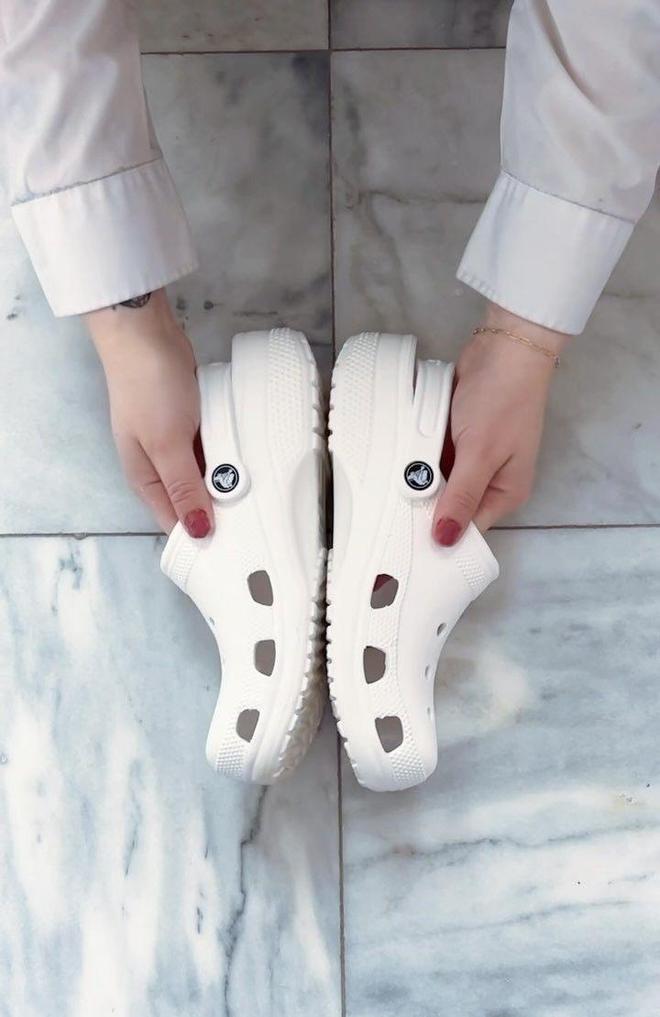 洞洞鞋退烧？ Crocs CEO坦言：「当前环境令人担忧！」