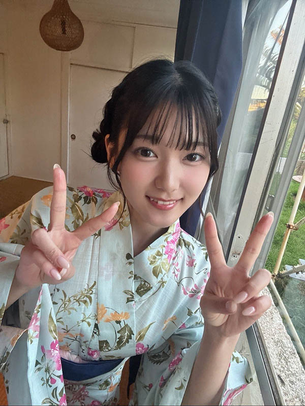 现役女大生出道！原因是喜欢性行为 「国宝级新人」初美菜乃花参上